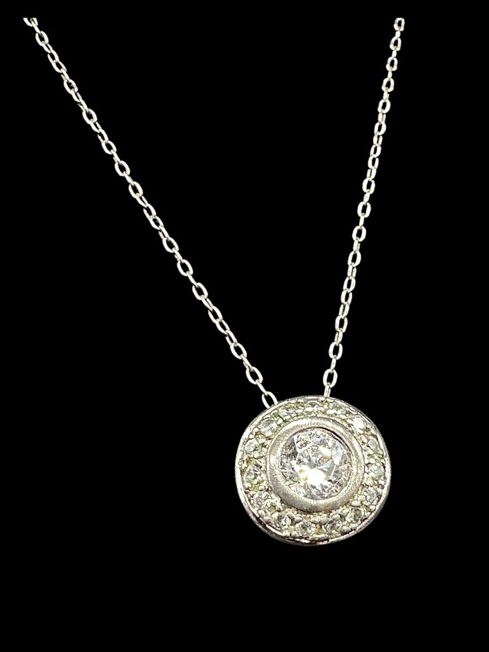 Sterling Silver Chain and Pendant Necklace Round Clear Stone Centre 20 in + ext.